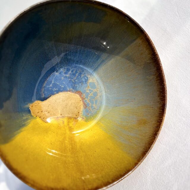 gekleurde fruitschaal